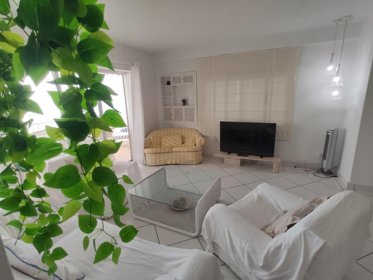 Apartamentos Mar I Vent Benidorm Kültér fotó