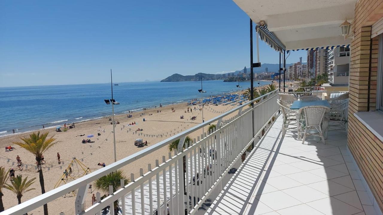 Apartamentos Mar I Vent Benidorm Kültér fotó
