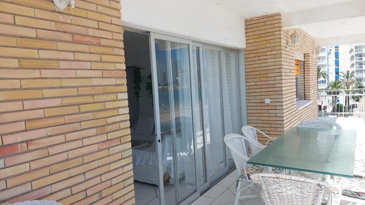 Apartamentos Mar I Vent Benidorm Kültér fotó
